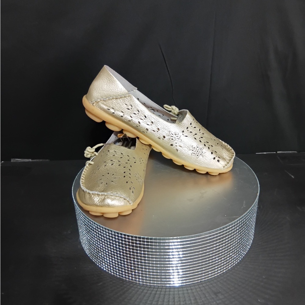 Fantini Gold Women's Loafers pre owned Exellent condition size 44/ 11.5 - Picture 5 of 9